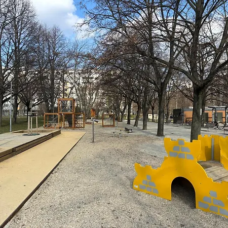 アパート New 5 - Self Check In, With Parking