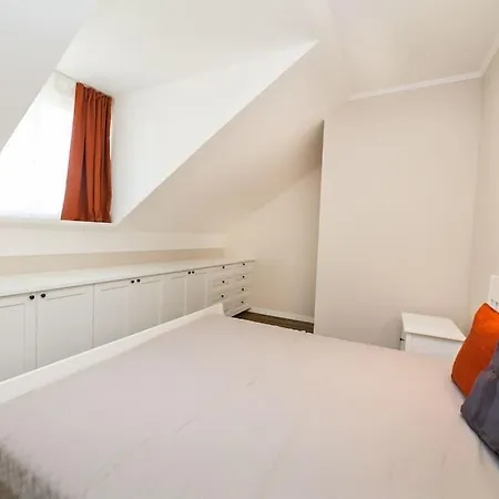 New 5 - Self Check In With Parking Included Apartmán Bratislava